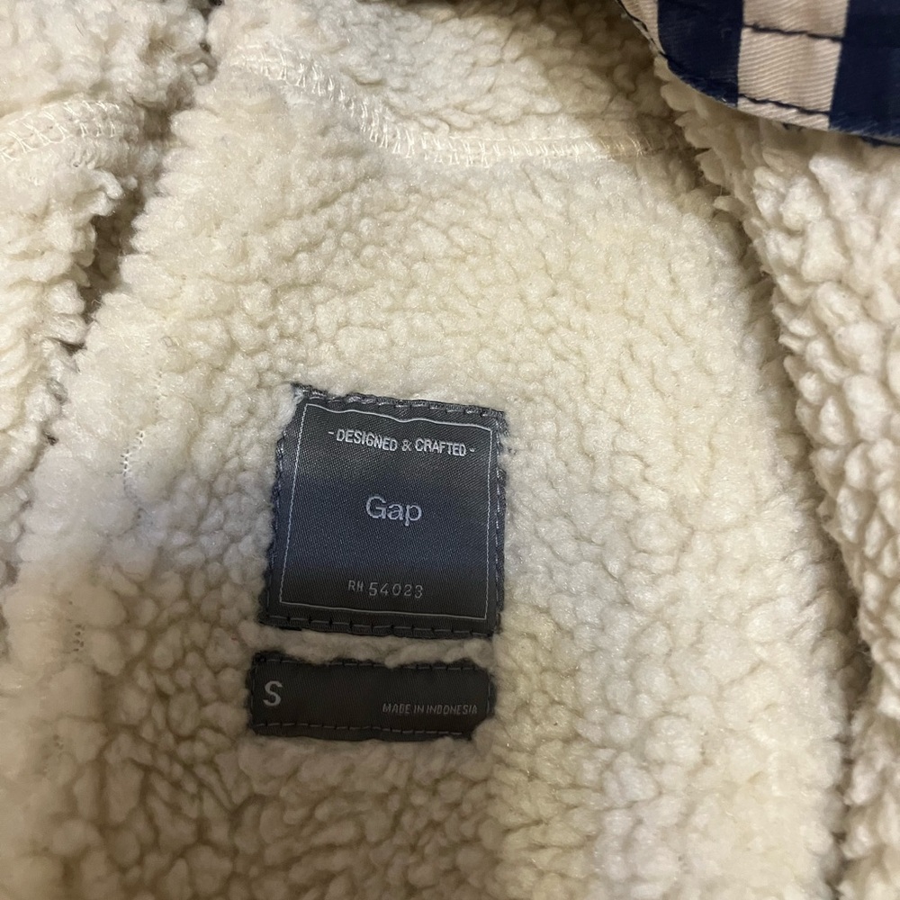 GAP Striped Hooded Jacket, navy and cream. Women’s small J - Picture 3 of 3